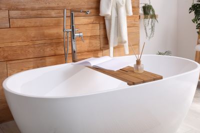 Close-up of Bathtub Finish